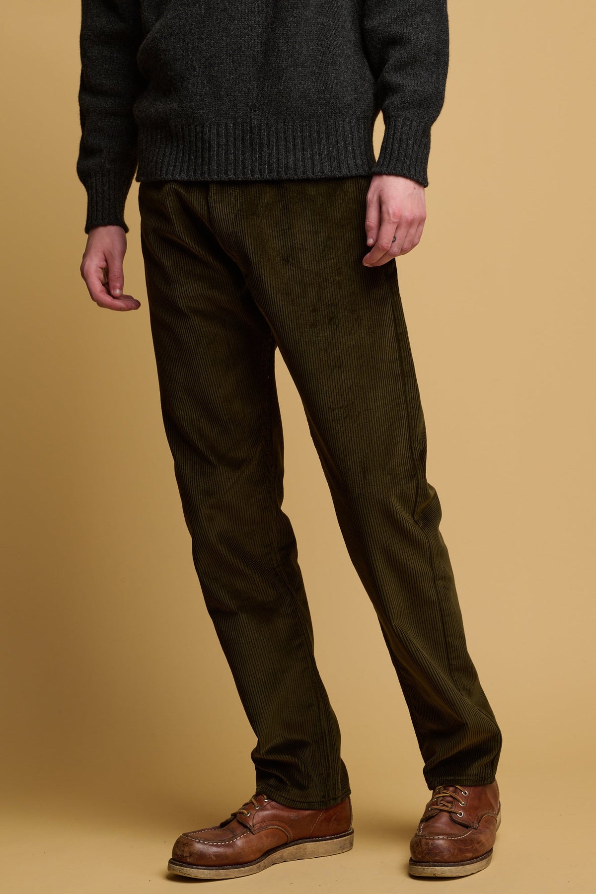 Barry Slim Corduroy Five Pocket Jeans - Dark Olive